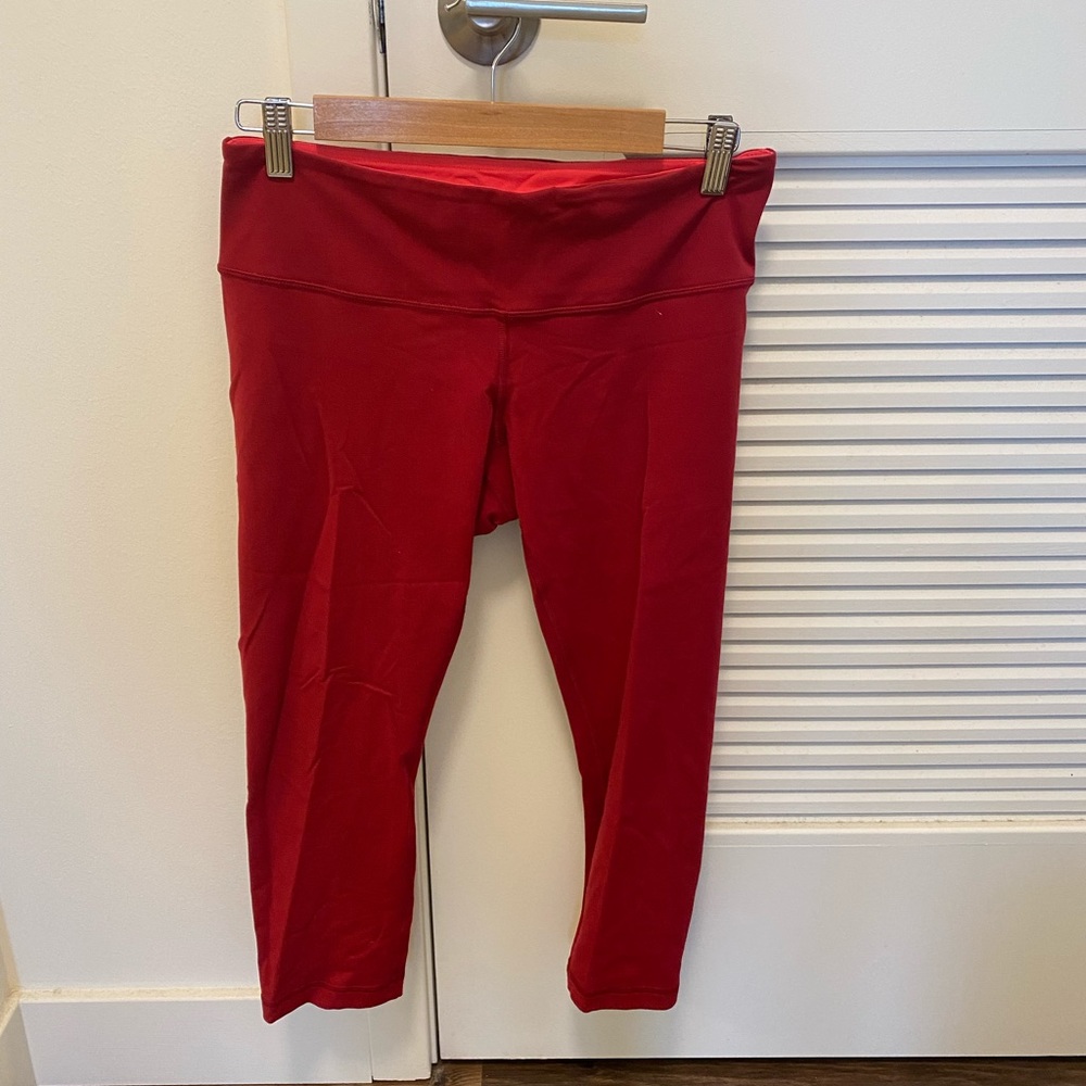 Lululemon Wunder Under Crops Red Sz 8
